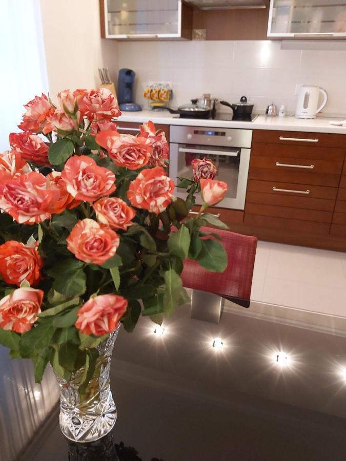 Lux Apartment, Liko Grad Kijev Kültér fotó