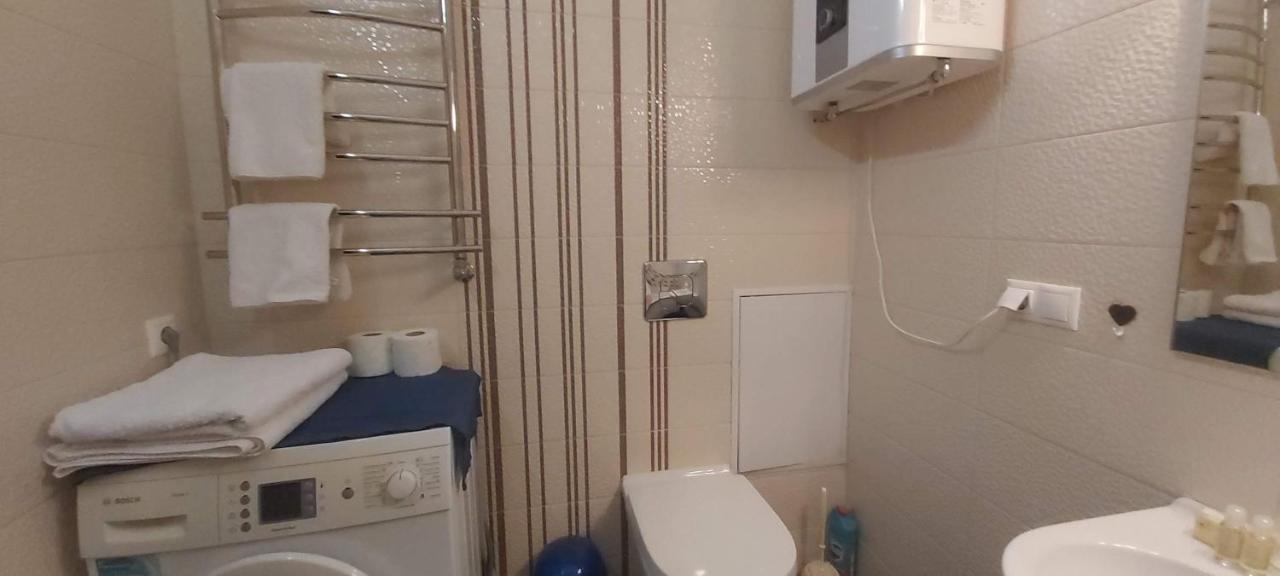 Lux Apartment, Liko Grad Kijev Kültér fotó
